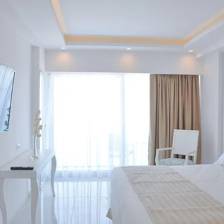 호텔 이비스커스 Rhodes City