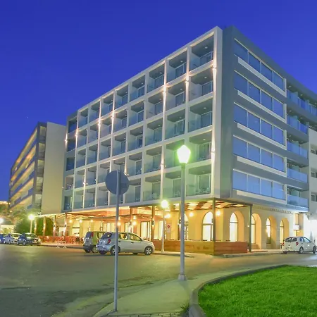 Ibiscus Hotel 4*