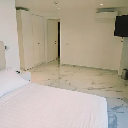 宜必斯库斯酒店