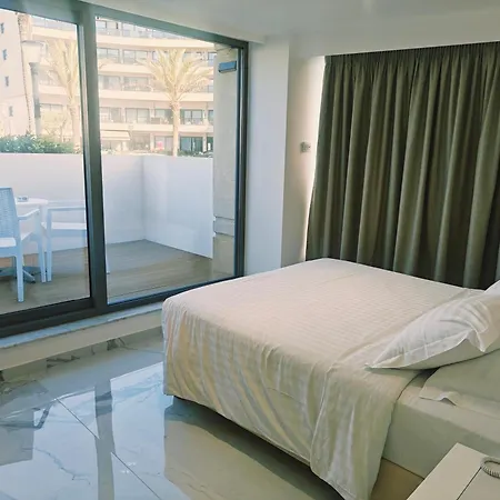 Ibiscus ホテル 4*