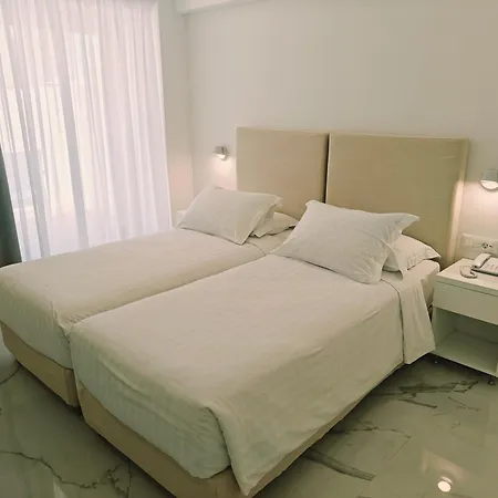 宜必斯库斯酒店