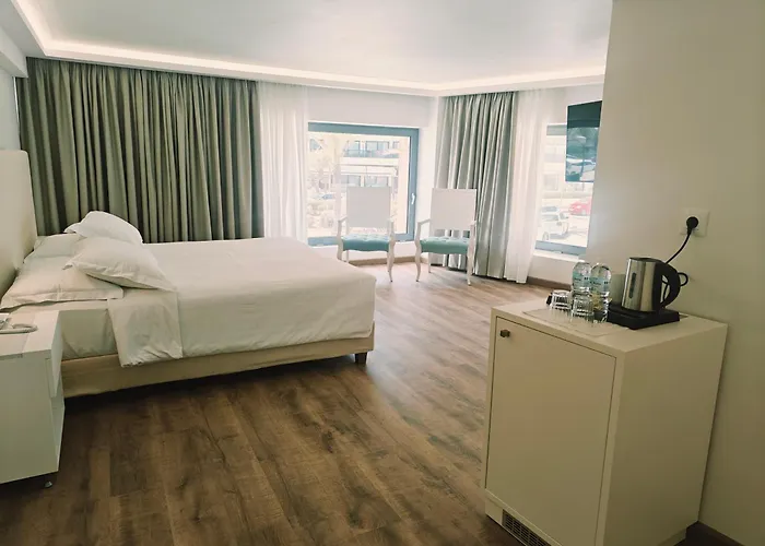 宜必斯库斯酒店 Rhodes City