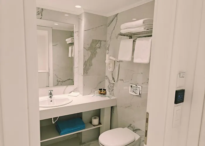 宜必斯库斯酒店 4* Rhodes City