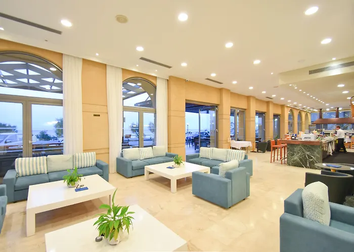 宜必斯库斯酒店 酒店