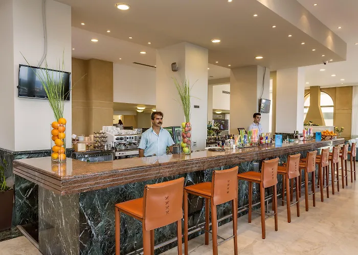 宜必斯库斯酒店 Rhodes City